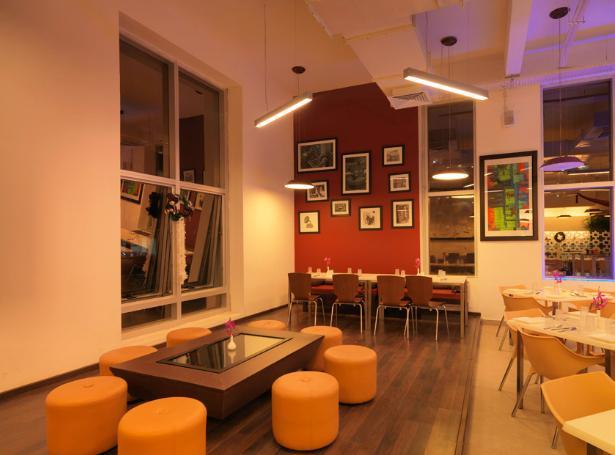 24 Tech Hotel Bangalore Luaran gambar